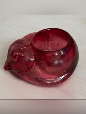Red Indiana glass candle  holder curled up cute kitten cat 2.5”X5” cat lovers